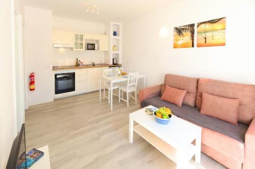 Bungalow (2 Adults) del hotel Salmarina Bungalows. Foto 1