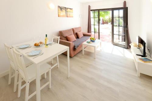 Bungalow (2 Adults) del hotel Salmarina Bungalows. Foto 3