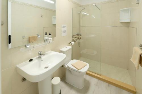 Bungalow (2 Adults) del hotel Salmarina Bungalows. Foto 8