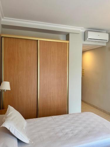 Habitación con vistas a la montaña del hotel El Eden. Foto 4