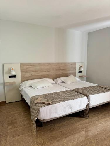 Habitación con Terraza del hotel El Eden. Foto 7