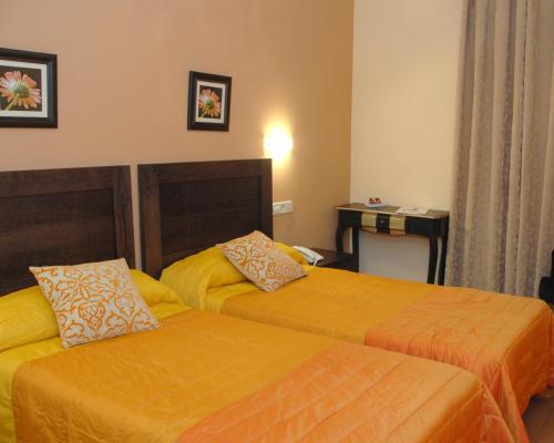 Habitación Doble - 1 o 2 camas del hotel Hc Sigüenza. Foto 8