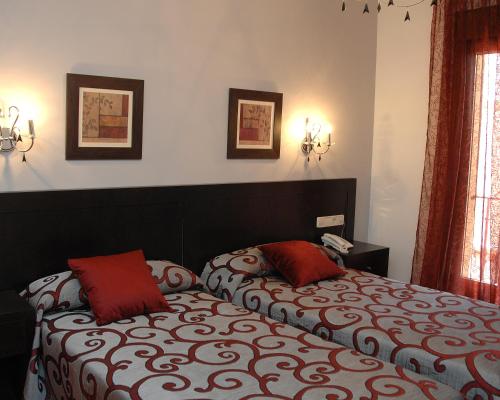 Habitación Doble - Oferta Romántica del hotel Hc Sigüenza. Foto 1