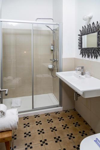 Habitación Doble del hotel Catalina. Foto 4