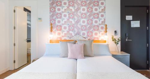 Habitación Superior con vistas del hotel Catalina. Foto 4