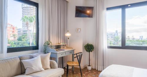 Habitación Superior con vistas del hotel Catalina. Foto 9