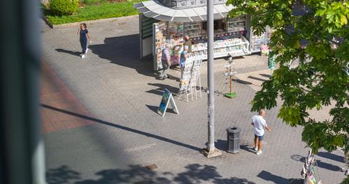 Apartamento con terraza - Ático del hotel Catalina. Foto 23