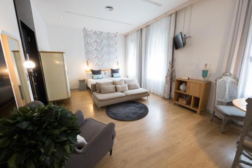 Junior Suite with views del hotel Catalina. Foto 4