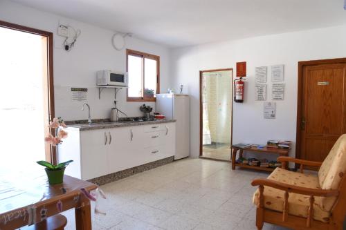 Budget Double Room with Shared Bathroom del hotel Eva. Foto 1