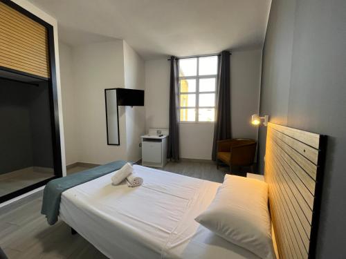 Habitación Individual con baño privado del hotel Hotel Pension Cassandra. Foto 3