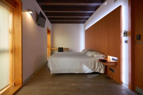 Habitación Doble Estándar - 1 o 2 camas del hotel María Pacheco Hotel Boutique. Foto 11