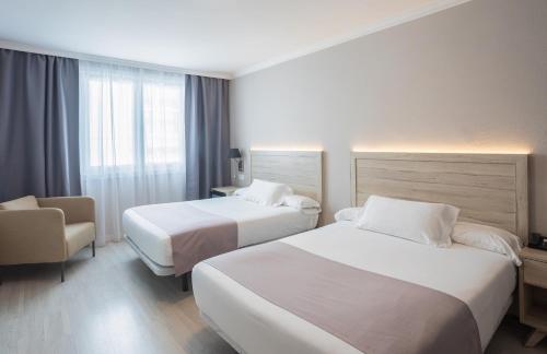 Habitación Doble - 2 camas del hotel Villa De Verín. Foto 12