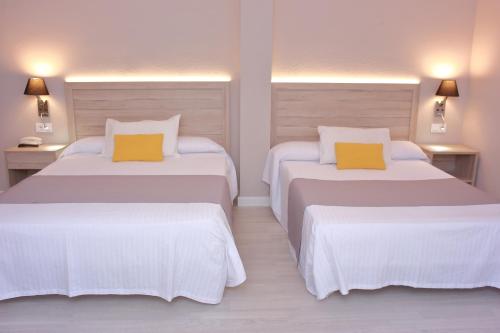 Habitación Familiar del hotel Villa De Verín. Foto 8