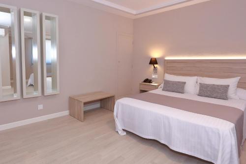 Habitación Familiar del hotel Villa De Verín. Foto 9