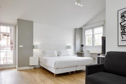 Habitación Doble Superior con terraza - 1 o 2 camas del hotel Flysch. Foto 1
