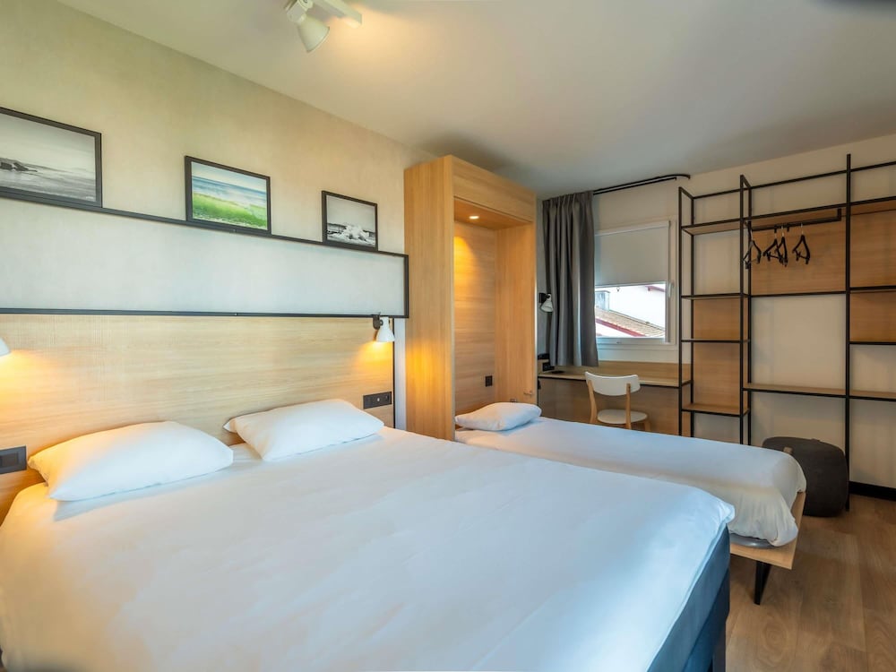Standard Room, Double bed del hotel Ibis Ciboure St Jean De Luz