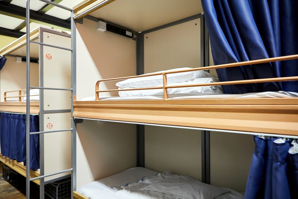 Bed in 18 Pod Dorm with Shared Bathroom del hotel St Christopher's Inn, Hammersmith