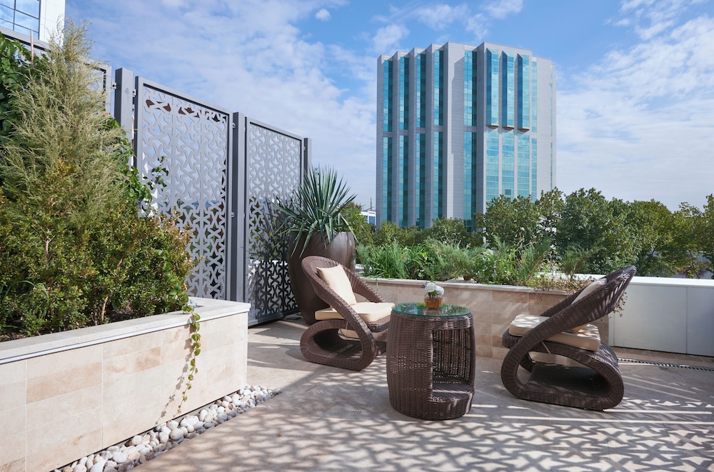 Deluxe Terrace King del hotel Hyatt Regency Tashkent. Foto 3