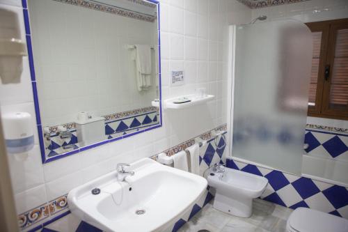 Habitación Doble - 2 camas del hotel Doña Blanca. Foto 4