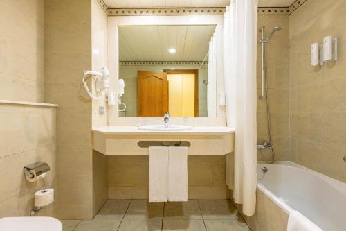 Habitación Doble Estándar del hotel Ifa Altamarena By Lopesan Hotels. Foto 1