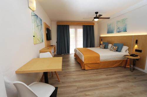 Estudio del hotel Andorra. Foto 2