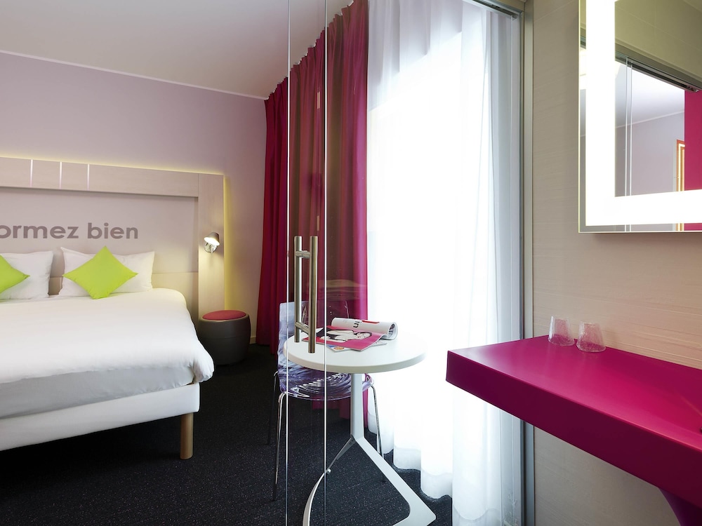 Habitación doble Standard del hotel Ibis Styles Nivelles. Foto 4