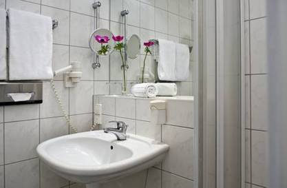 Habitación doble del hotel The Hoxton Charlottenburg. Foto 1