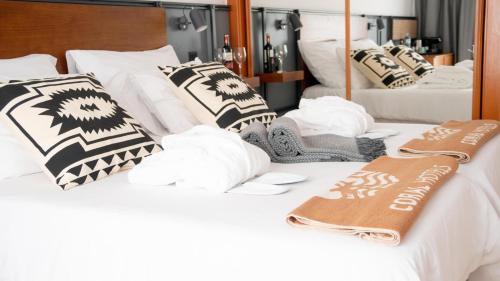 Habitación Doble Premium con vistas a la piscina del hotel Coral Cotillo Beach. Foto 10