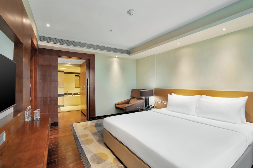 Suite Deluxe del hotel Vivanta Hyderabad, Begumpet. Foto 2