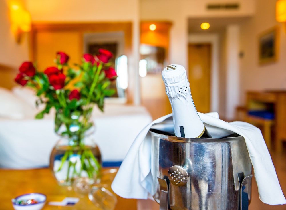 Habitación doble superior, balcón, vistas al mar del hotel Mur Faro Jandía. Foto 1