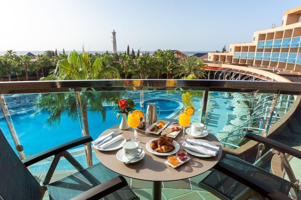 Habitación doble superior, balcón, vistas al mar del hotel Mur Faro Jandía. Foto 3