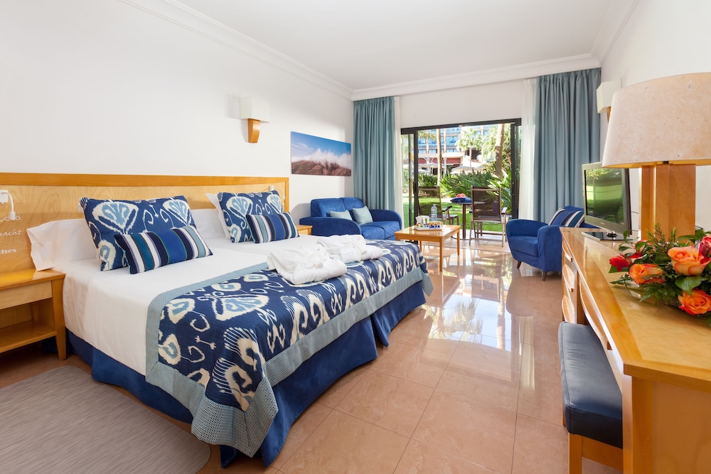 Habitación doble superior, 1 habitación, balcón, vistas a la piscina del hotel Mur Faro Jandía