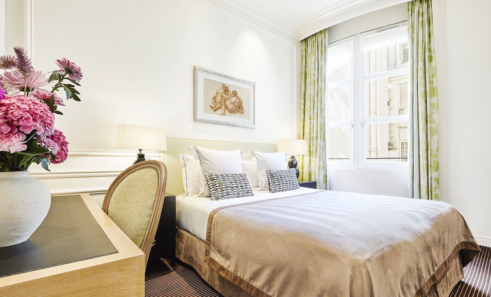Habitación superior del hotel Grand Du Palais Royal