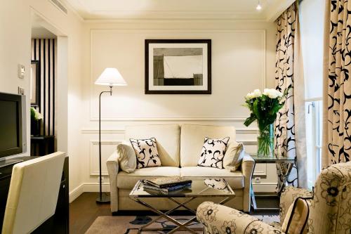 Suite con balcón del hotel Keppler. Foto 1