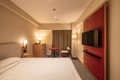 Habitación Individual Superior del hotel Kyoto Tokyu. Foto 1