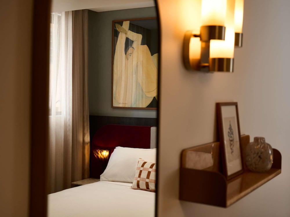 Habitación doble 1 Cama king 1 Cama queen del hotel The Morris Hotel Sydney. Foto 3