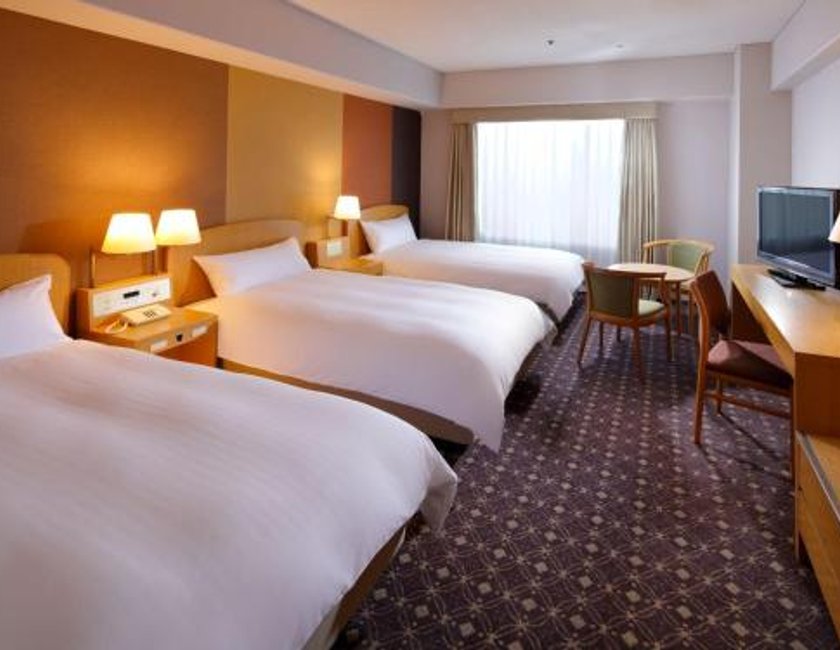 Habitación Triple - Edificio principal planta estándar - No fumadores del hotel Miyako Kyoto Hachijo. Foto 4
