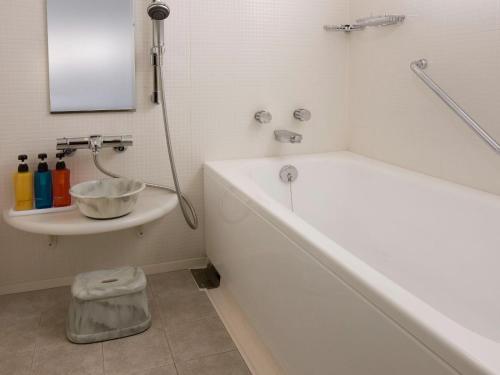 Habitación familiar - Ala sur - No fumadores del hotel Miyako Kyoto Hachijo. Foto 6