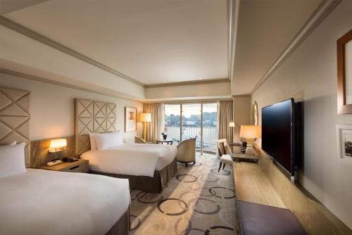 Habitación Doble Premium Deluxe - 2 camas del hotel Hilton Tokyo Odaiba. Foto 3