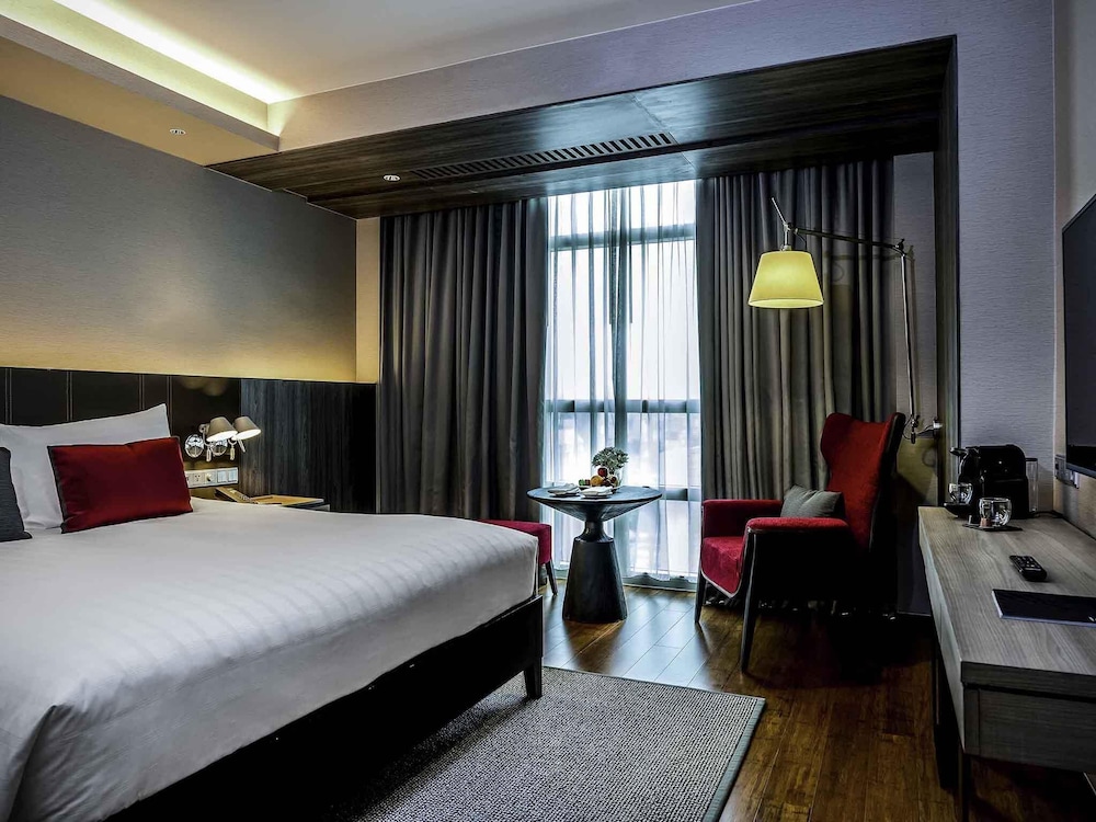 HABITACIÓN EJECUTIVA, Acceso al Salón, 2 Camas Individuales, Piso Alto del hotel Pullman Bangkok King Power. Foto 9