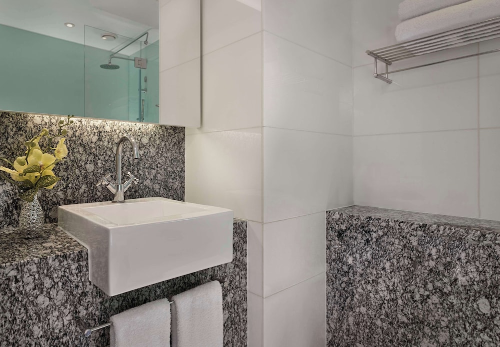 Estudio, 1 cama doble (Room) del hotel Park Plaza County Hall London. Foto 4