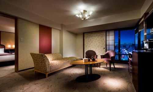 Suite Twin Room - Kyoto Style Floor - Non - Smoking del hotel Rihga Royal Kyoto. Foto 2