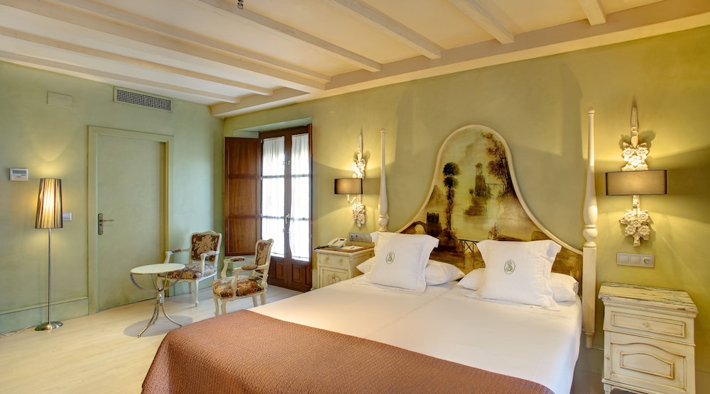 Habitación doble superior del hotel Sacristía De Santa Ana