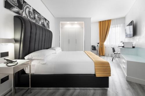 Habitación Doble Estándar del hotel LHP Napoli Palace and spa