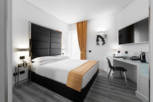 Habitación Doble Estándar del hotel LHP Napoli Palace and spa. Foto 1