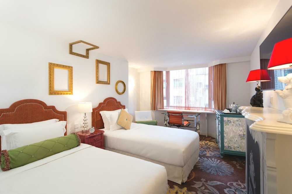 Estudio del hotel The Luxe Manor. Foto 1