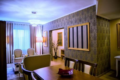 Suite Executive del hotel Tirana International and Conference Centre. Foto 11