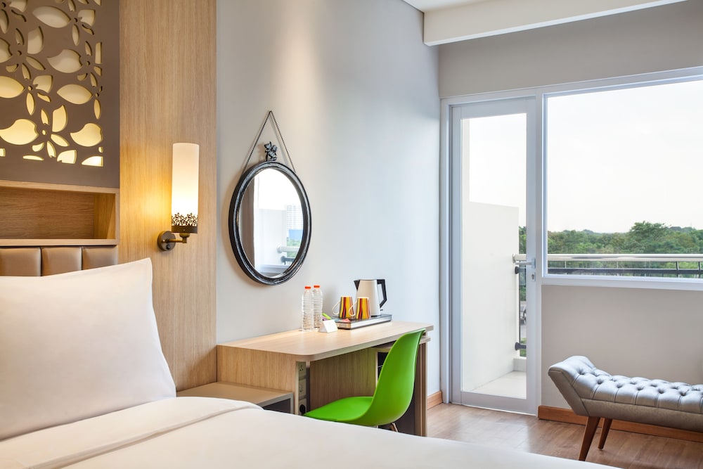Habitación superior, 2 camas individuales, balcón del hotel Ibis Styles Cikarang
