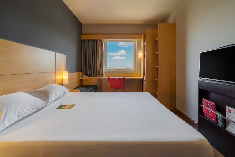 Habitación estándar, 1 cama doble del hotel Ibis Sorocaba. Foto 7