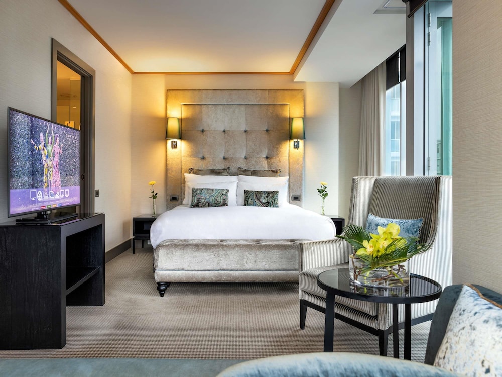 SUITE JUNIOR, Acceso Club Millésime, 1 Cama King del hotel Sofitel Auckland Viaduct Harbour
